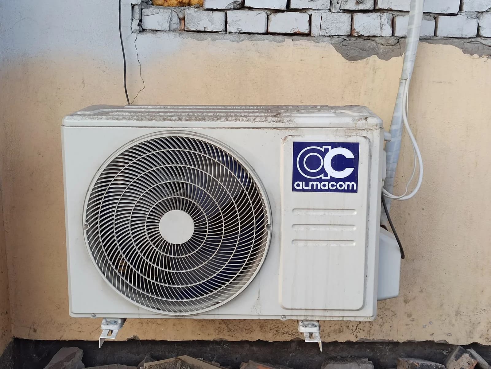 AC Installation Cost in Studio City: Plan It Before Summer